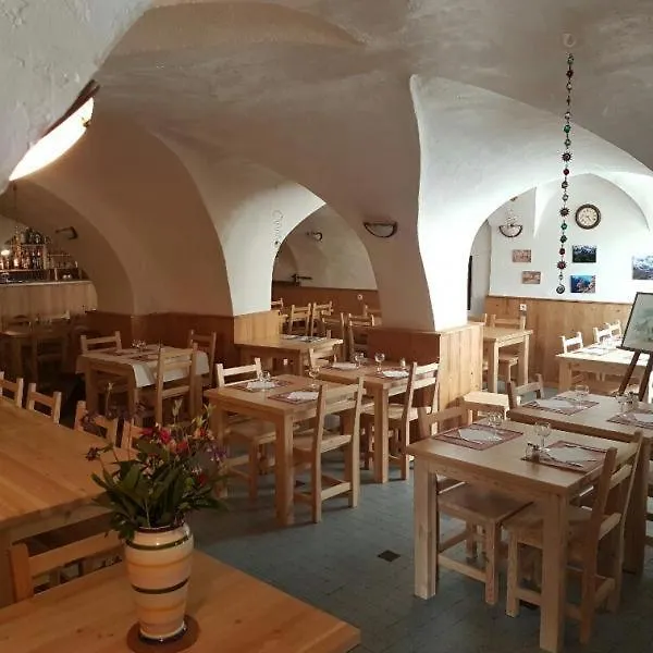 Le Gite Les Melezes Villar-dʼArène 0*,  Francia